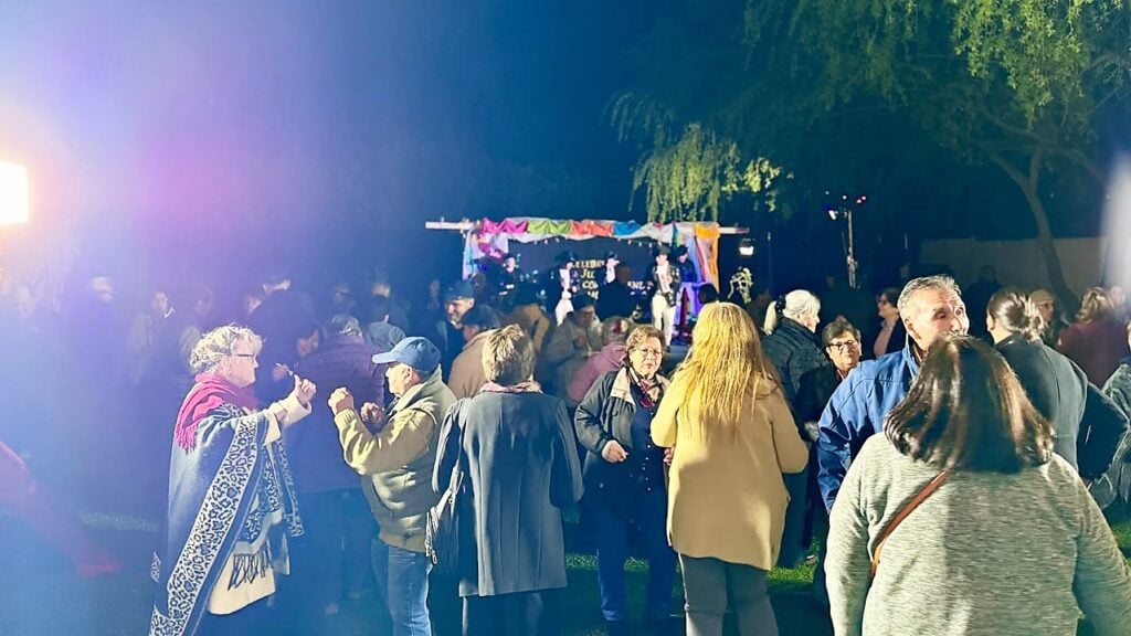 Romeral celebró la tradicional jornada "Pasamos Agosto" junto a personas mayores de la comuna