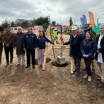 Instalan primera piedra de la nueva calle de servicio para el Hospital Provincial de Curicó