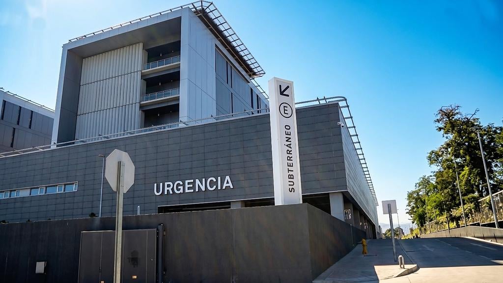 Menor de dos años muere tras caer a piscina en Romeral