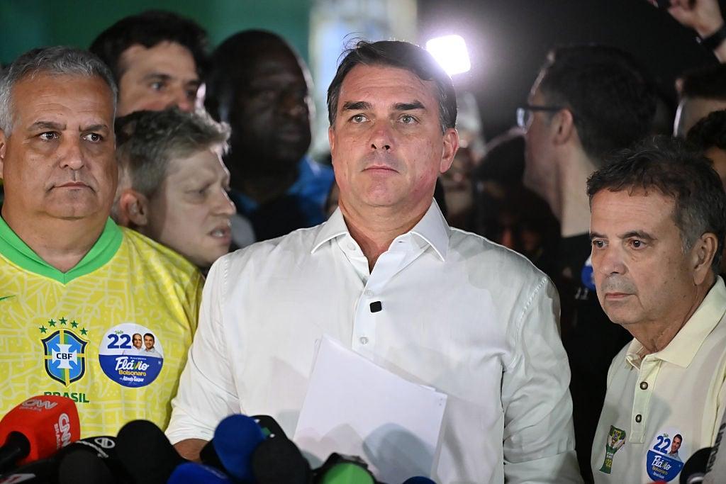 Tribunal Supremo de Brasil investigará posible financiamiento extranjero en campaña de Flávio Bolsonaro