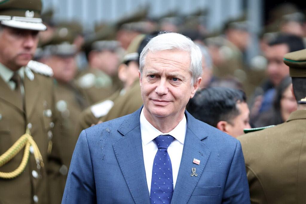 Encuesta Cadem: Apruebo presidencial en su punto más bajo desde el inicio de mandato, gabinete sufre caída generalizada