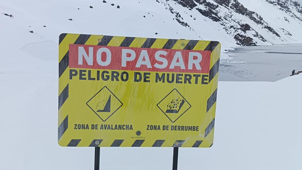 Alcalde de Los Andes detalla tragedia en Portillo: "Zona de muerte" por avalancha deja tres fallecidos