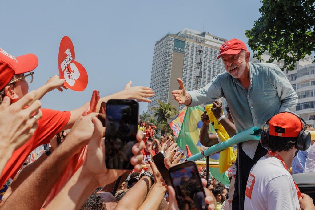 Brasil en vilo: Lula busca una remontada histórica frente a Bolsonaro en la recta final electoral