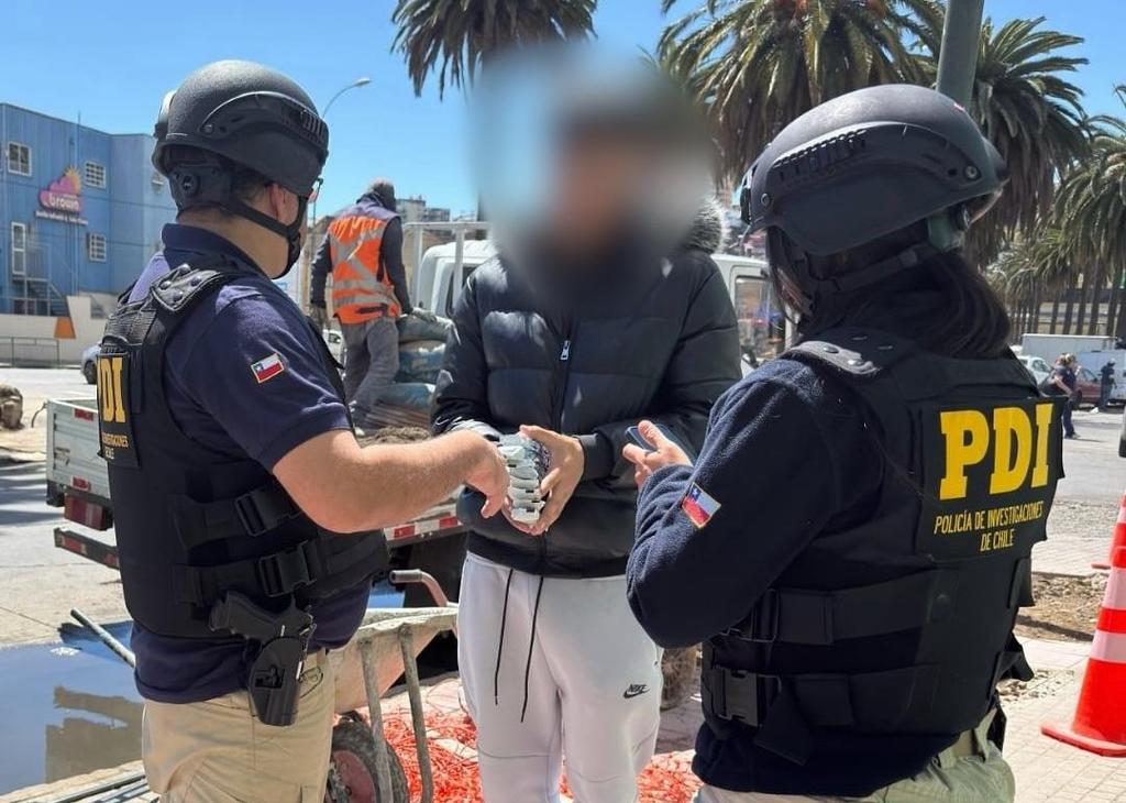 PDI detiene a dos extranjeros con órdenes de expulsión vigentes en Curicó y Linares