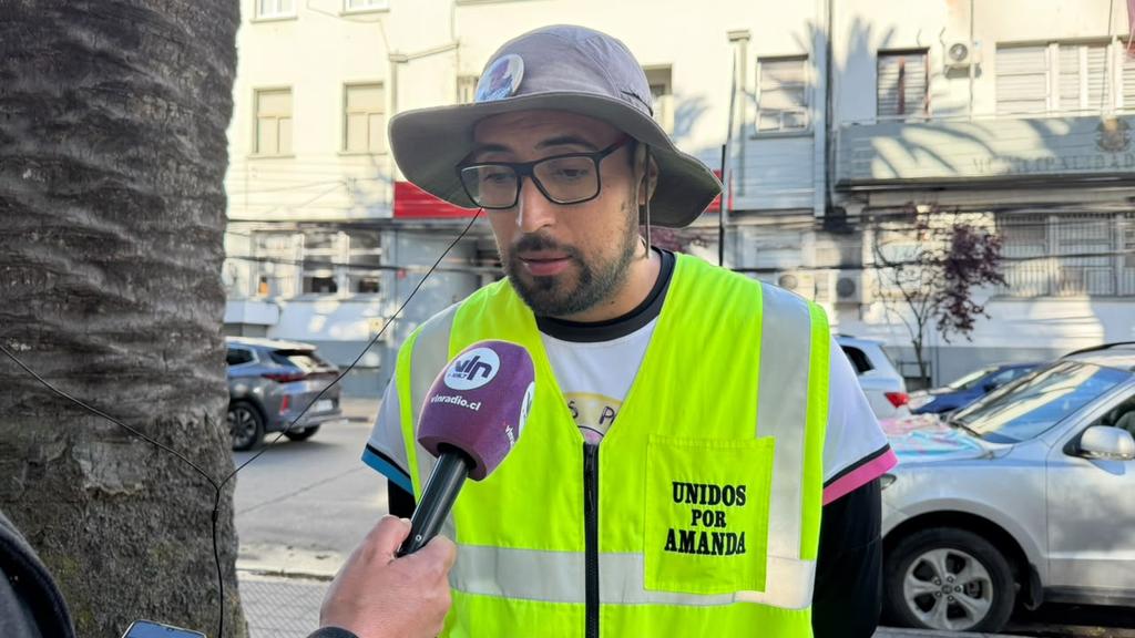 Padre de Amanda llegó a Curicó en su caminata hacia La Moneda para exigir apoyo estatal contra el cáncer infantil