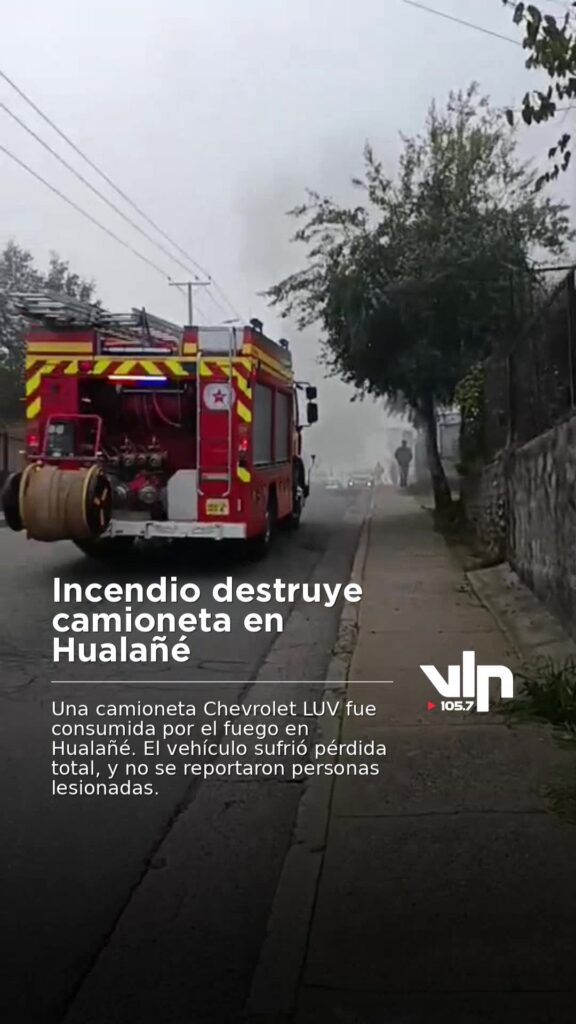 Incendio destruye camioneta en Hualañé